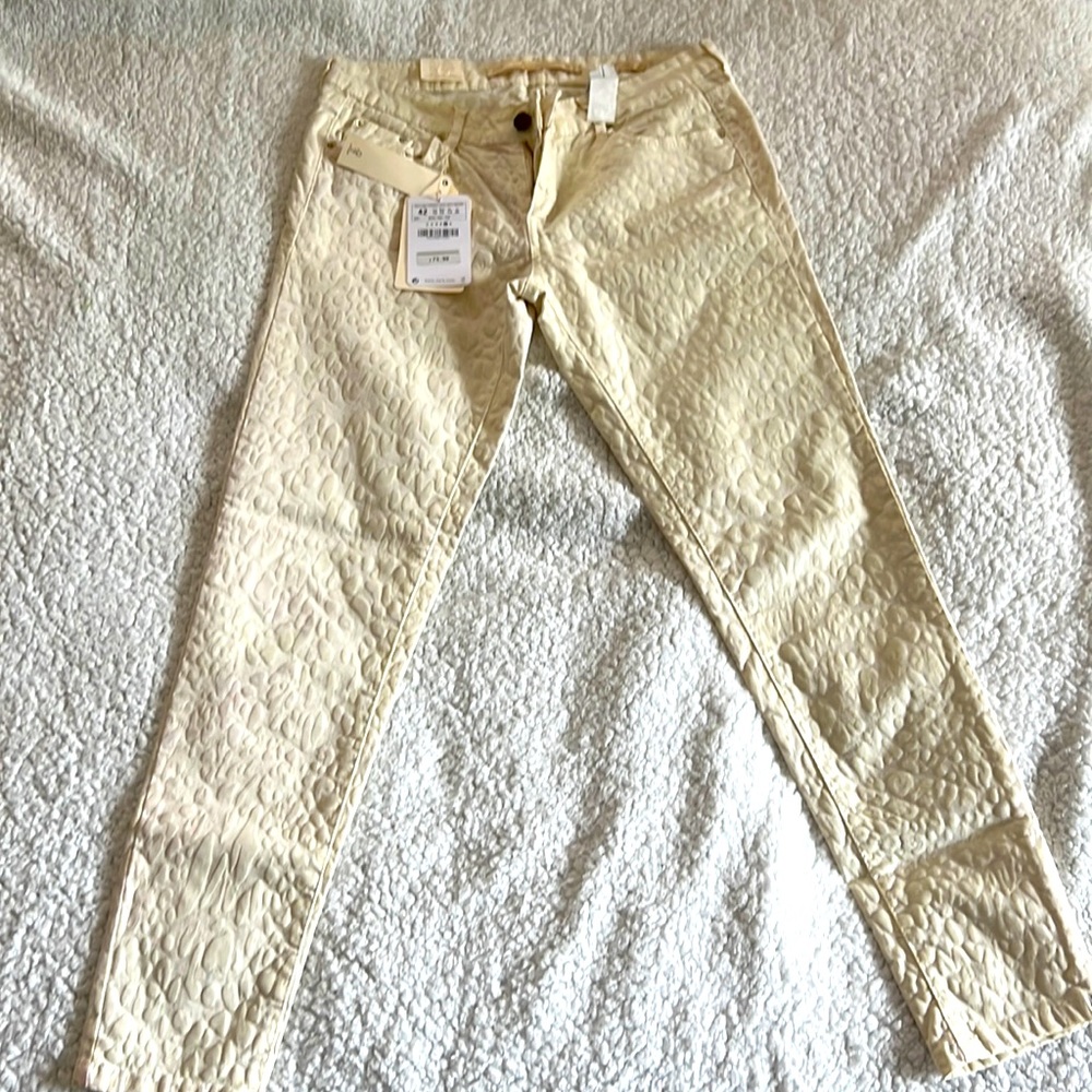 Zara pant cream color. New with tags
